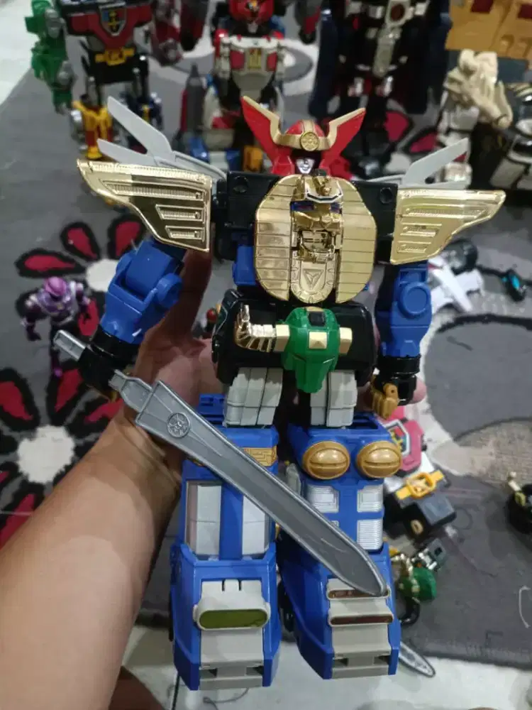 figur aksi Power Rangers Lightning Collection Zeo Megazord
