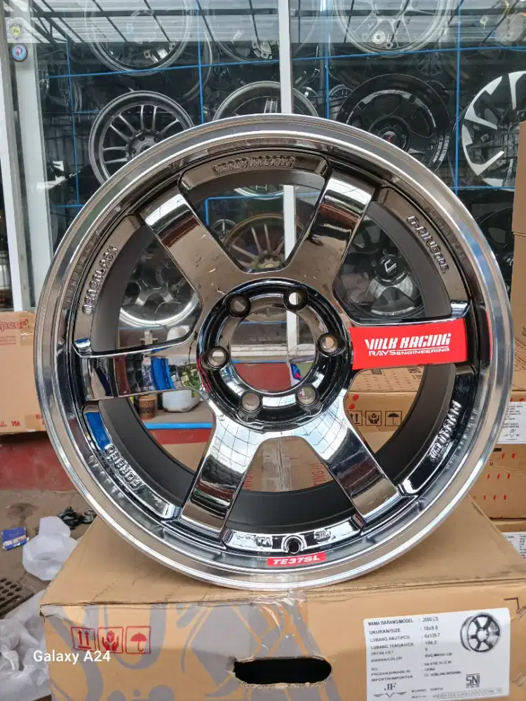 Velg te37 SL ring 18 lebar 9 pcd 6x139,7 ET 0 black chrome 4pcs