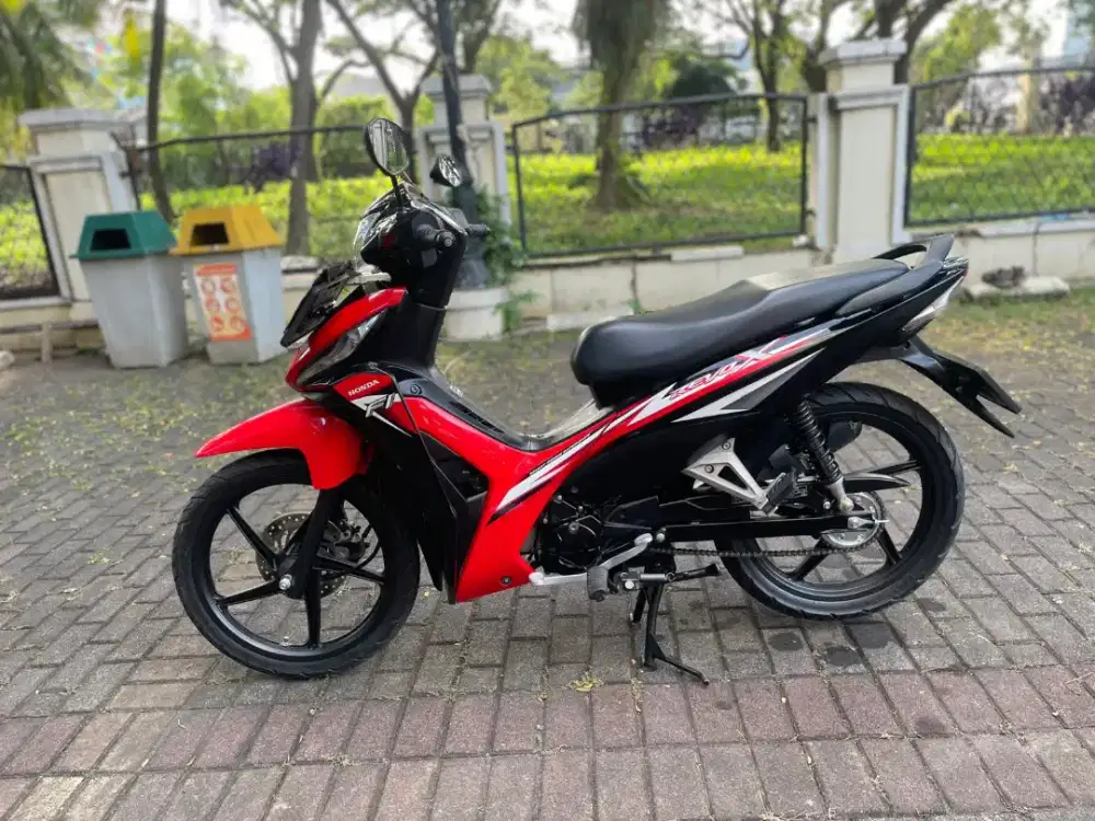 Revo X 2025 Pajak Panjang