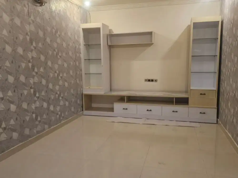 Dijual/Disewakan Rumah 2 Lantai di Citra Garden 2 Pegadungan