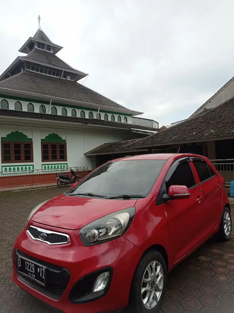 Kia Picanto 2012 Bensin