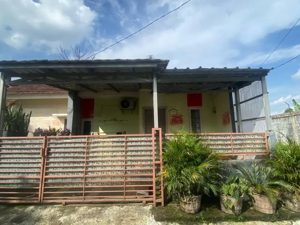 Rumah 10 Menit ke Gerbang Toll Kayu Manis 1 SHM Siap KPR J-34005