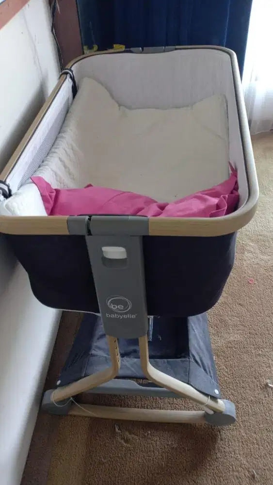 Box baby grey brown kayu