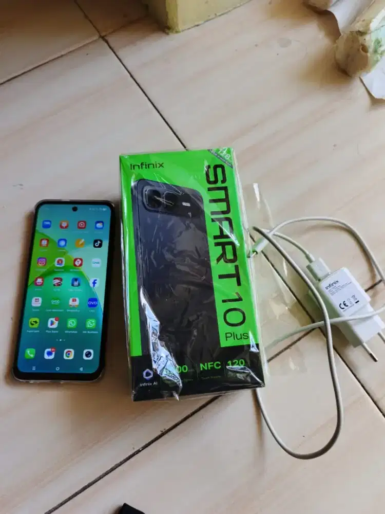 Infinix smart 10 plus 8+8 128 fulset