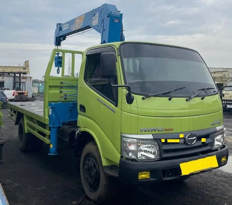 Dijual Self Loader Truck Hino PS110LD Tahun 2007