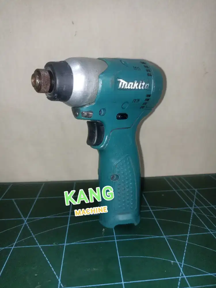 Impact driver cordless 10.8v MAKITA TD091D mesin saja/unit only/bare