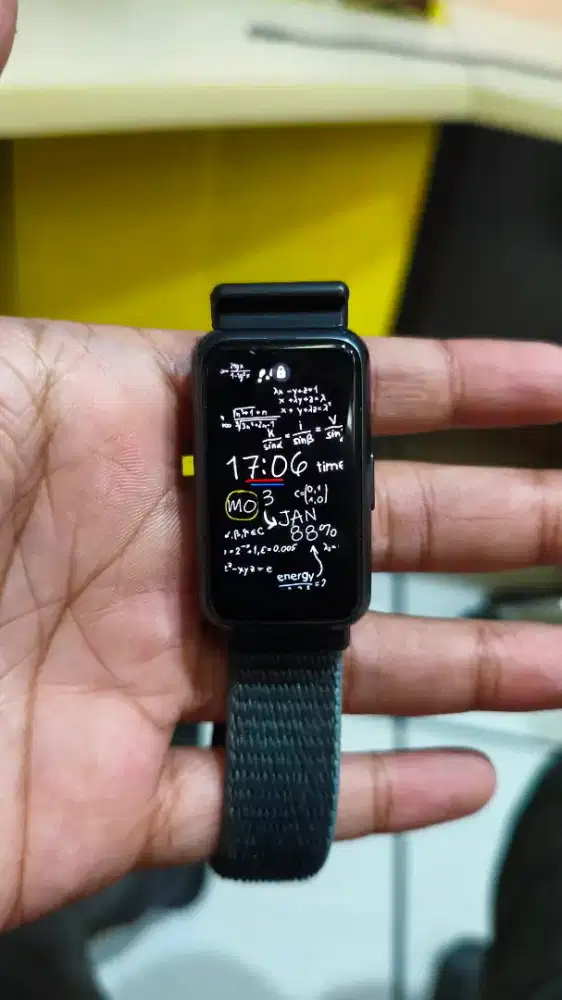 Huawei Band 7 Normal & Lengkap