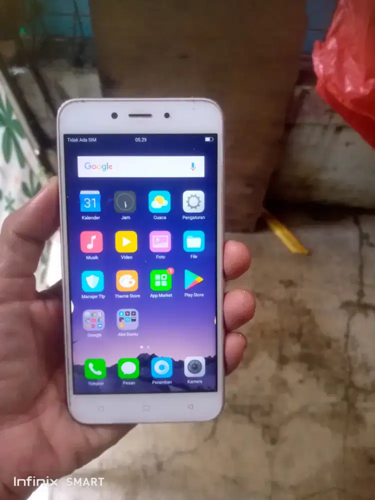 Oppo A71 ram 2/16 jaringan 4g