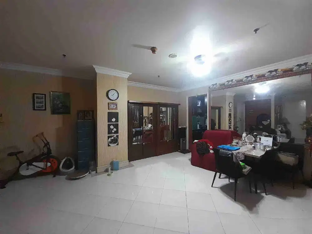 Dijual murah: 1 Unit 3 BR Apartemen Semi furnished di Permata Hijau, Jakarta Selatan