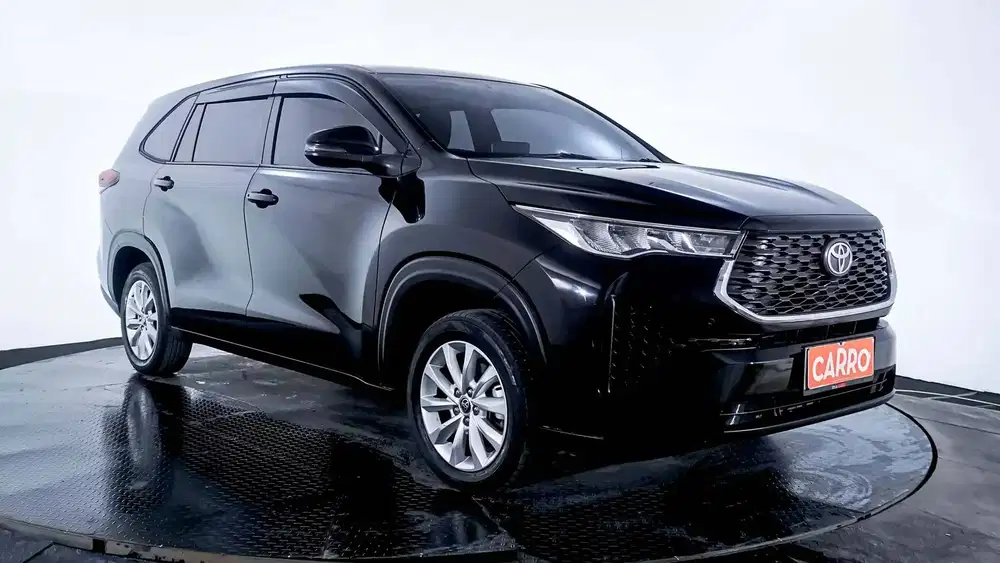 Toyota Innova Zenix 2.0 V AT 2022 Hitam