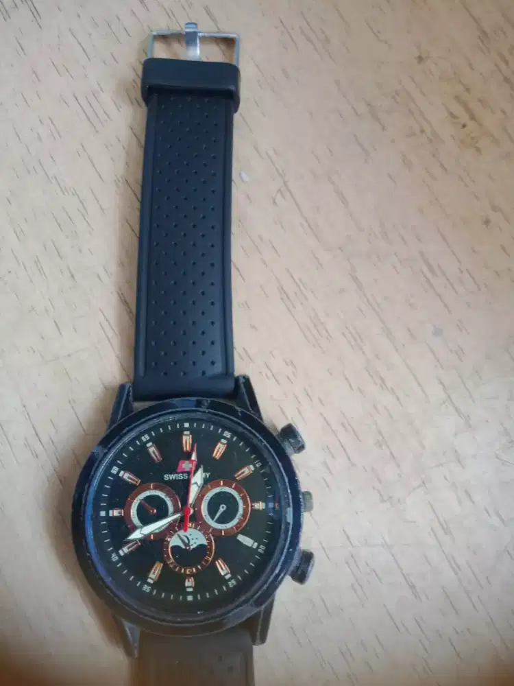 Dijual jam tangan bekas