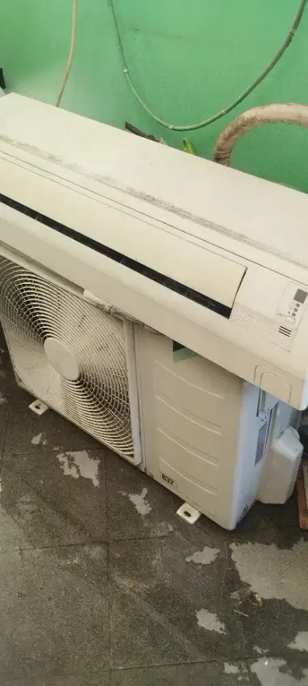 Jual AC bekas daikin 2pk