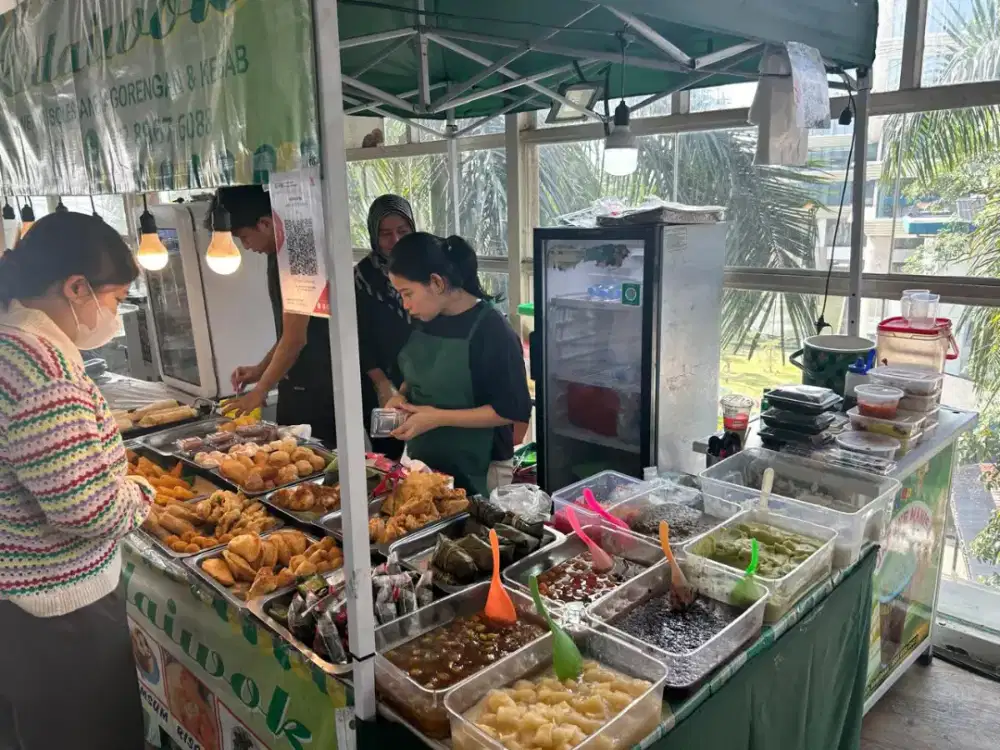 Urgent SPB f&b frelance