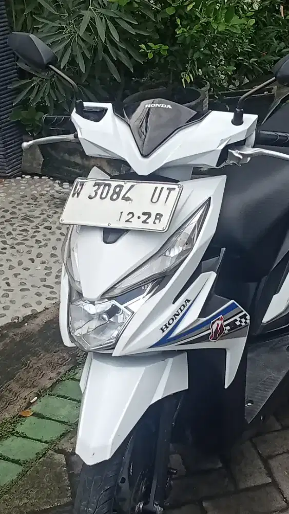 BEAT F1 Putih th.2018 Pemakaian Cewek