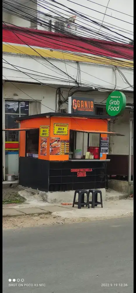 Lowongan kerja memasak dan menjaga booth Corndog Mozzarella Gania