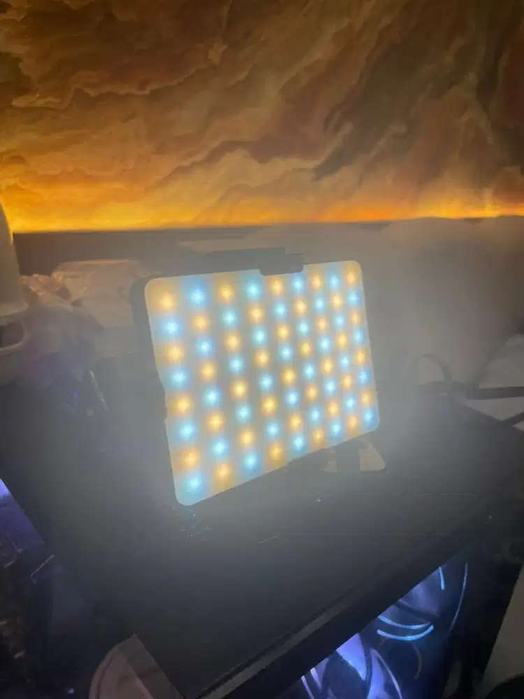 TNW D25 SELFIE LIGHT PORTABLE CLIP MINI LED LIGHT