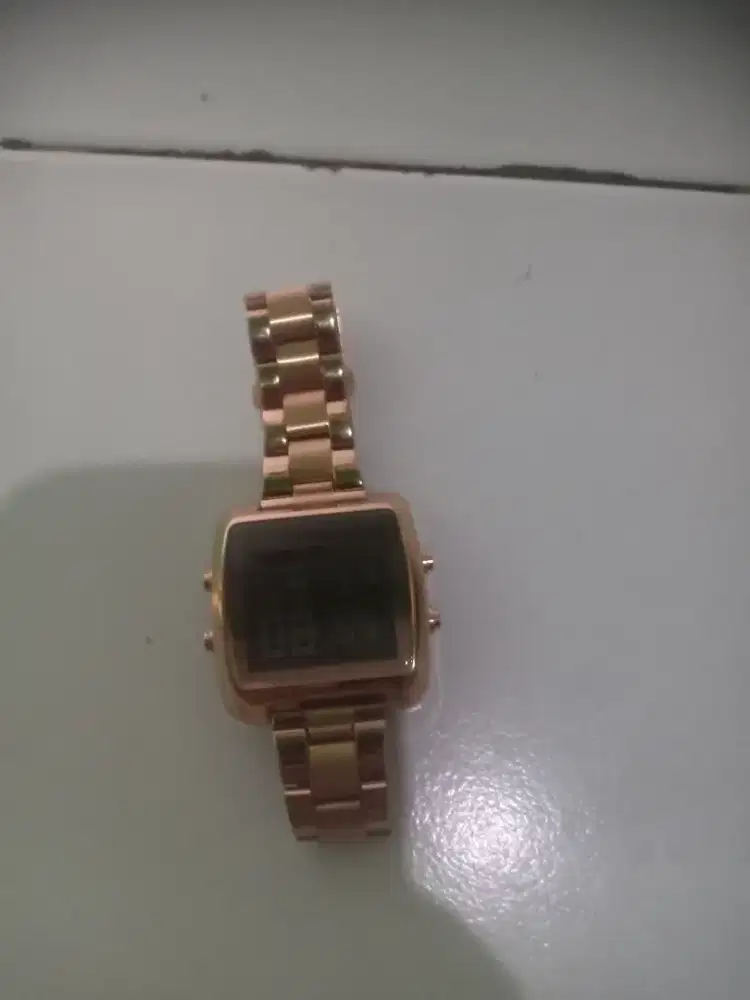 jam tangan merek SKMEI