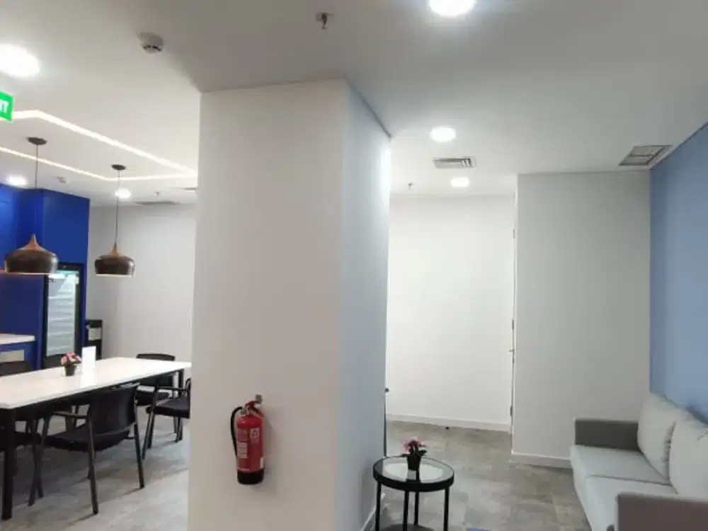 Kantor Unit Furnished 4 Pax Di Total building Jakarta Dekat Mall