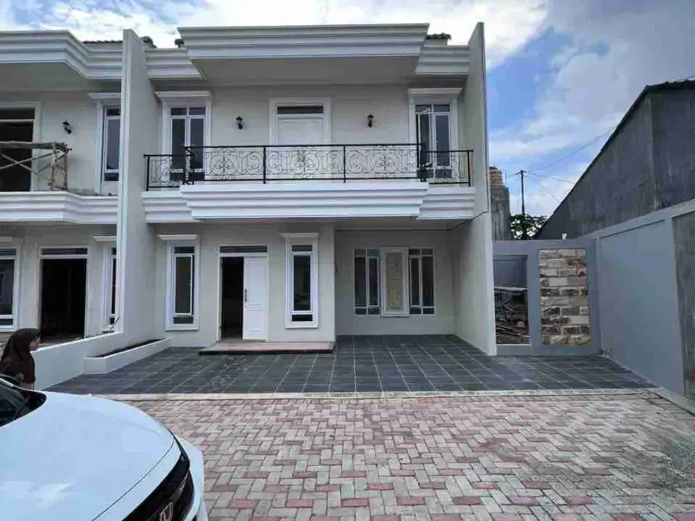 di jual rumah baru siap huni posisi hooek dlm cluster