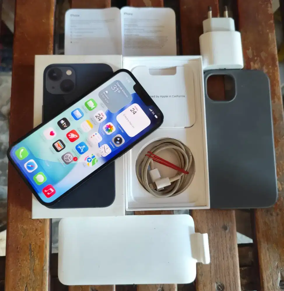 iPhone 13 128 GB iBox