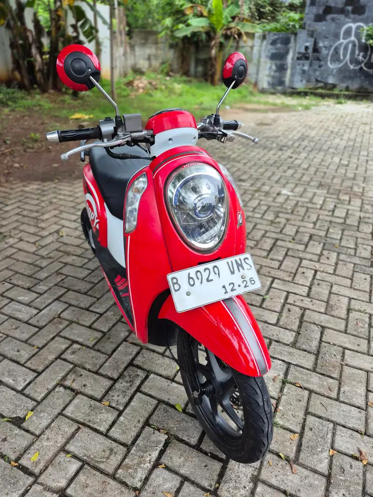 Dijual Honda Scoopy tahun 2016 pajak hidup panjang