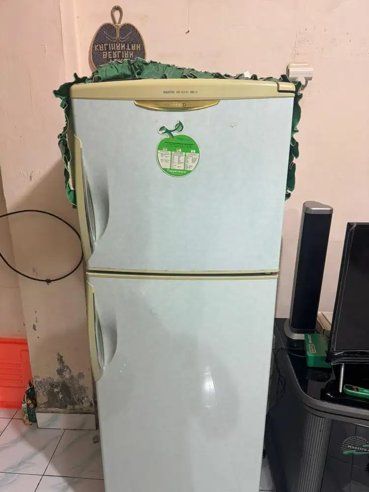 Kulkas Sanyo SR-N21H
