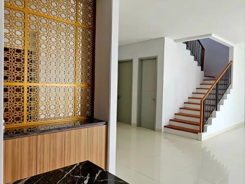 Rumah 270m² 2 Lantai di Cluster Palm Spring, JGC, Cakung, Jakarta Timur.