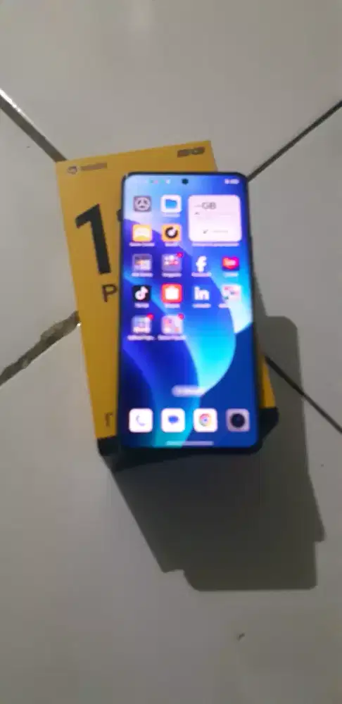 Realme 11 pro 5g 8/256