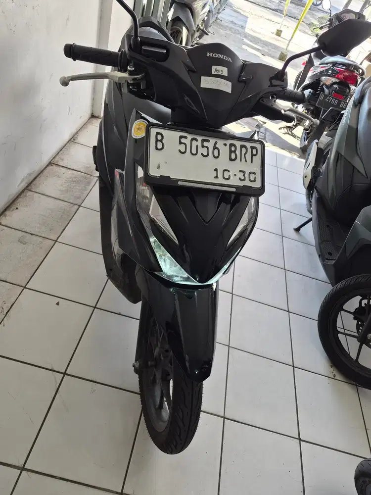 BEAT CBS 2025 Km 1300 oke  cas/kredit DP 1250