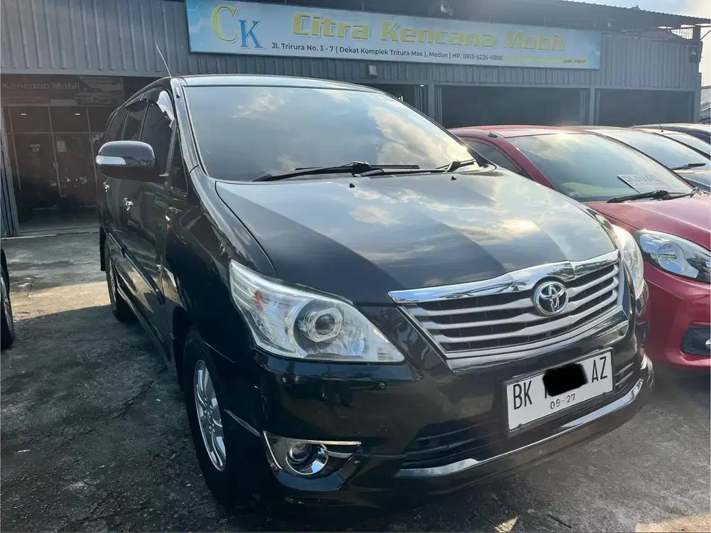 Toyota Innova G Luxury 2.0 Matic 2011