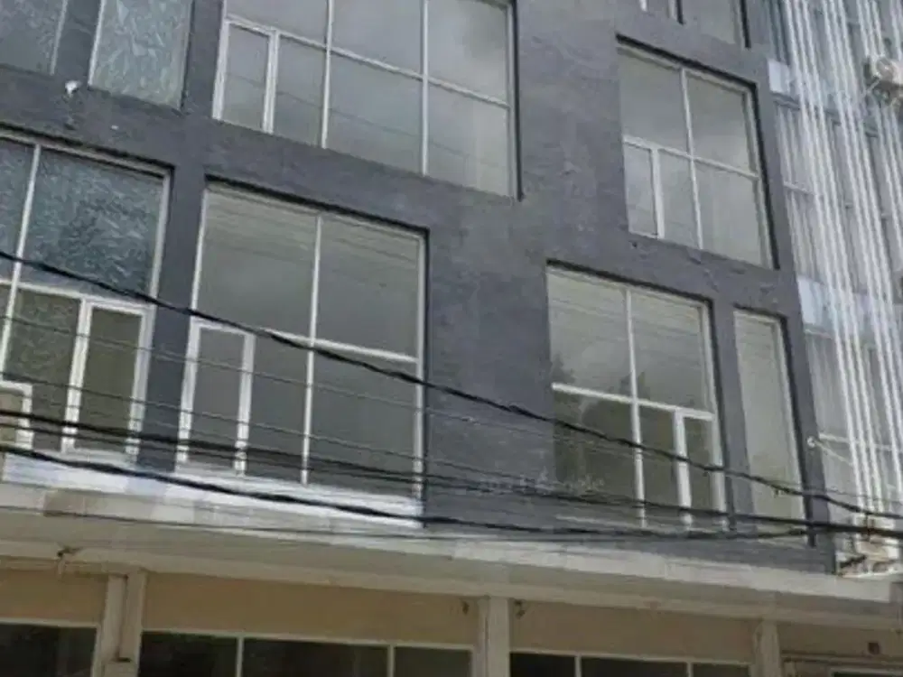 Ruko 4 LANTAI Jl Prapanca STRATEGIS TENGAH KOTA ADA AREA PARKIR