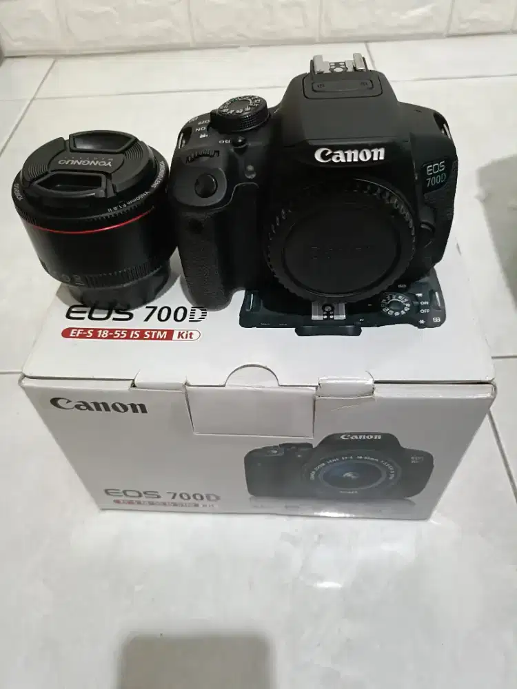 CANON 700D LENSA FIX 50MM F1.8