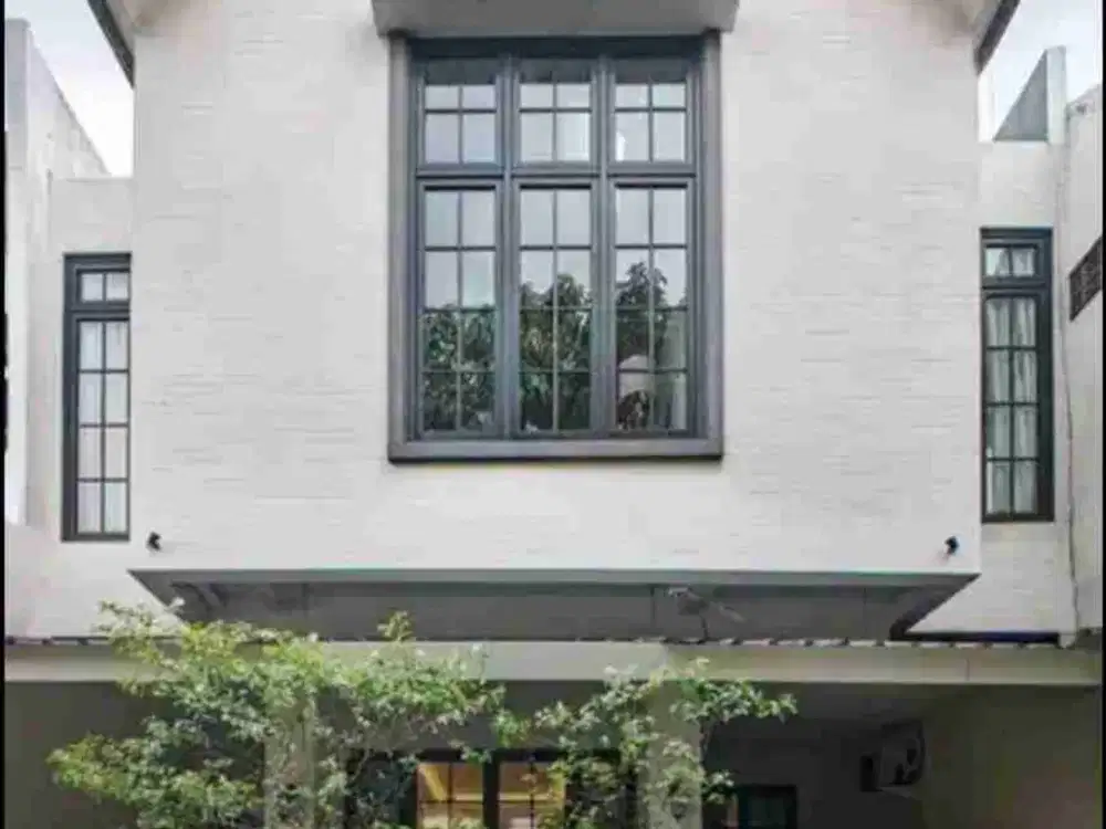 Dijual Rumah Mewah & Modern (Full Furnish)*
*Lokasi Perum Taman Asri Sepanjang Taman Sidoarjo (Perbatasan Surabaya)*