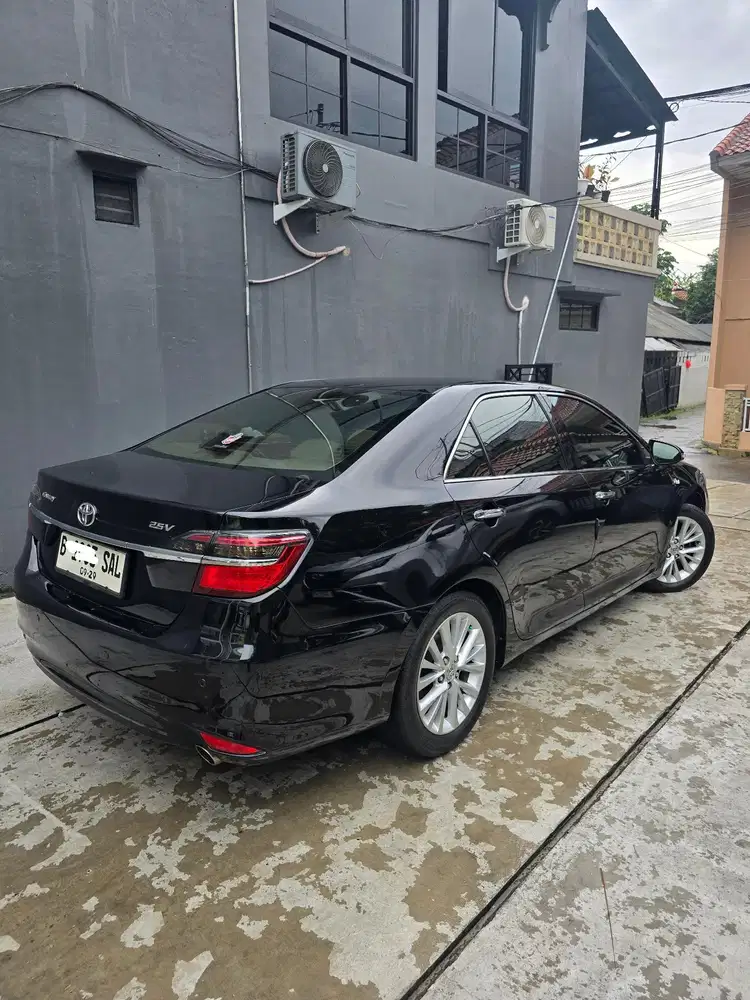 Toyota Camry 2015 Bensin