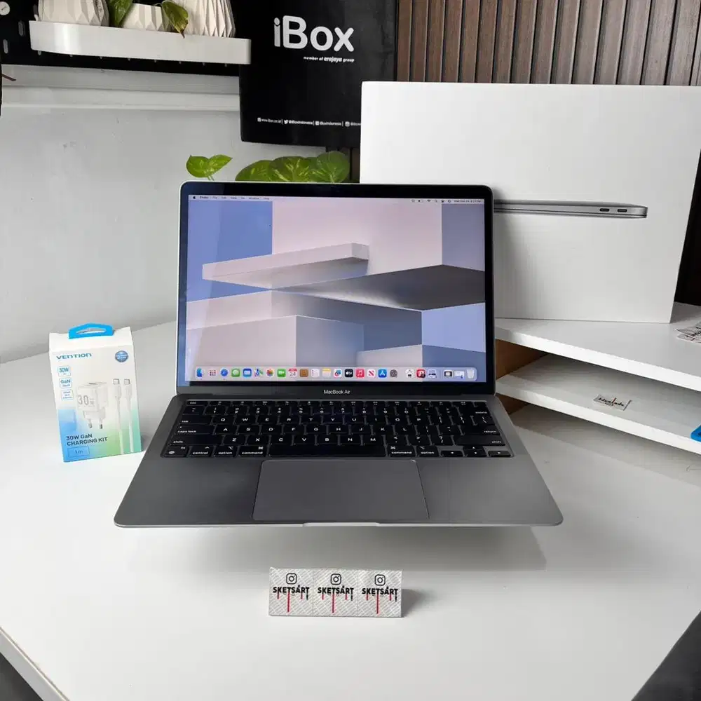 MacBook Air M1 8gb 256gb iBox Battery Health 87%