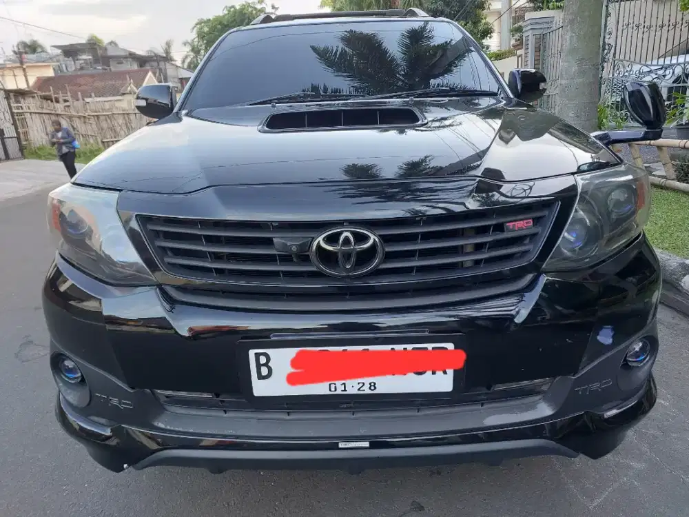 Fortuner TRD matic disel VNT unit bagus