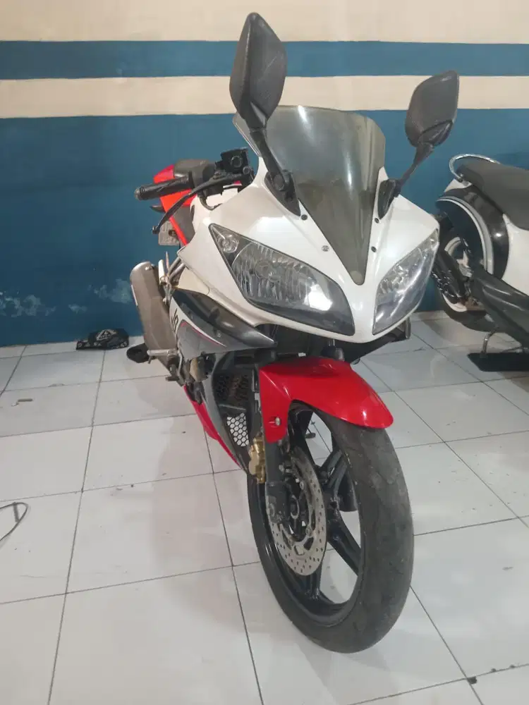 For sale yamaha R15 V2 2016 siap pakai