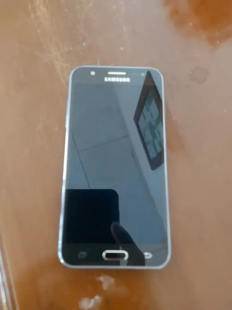 Samsung j2 prime + Nokia 330