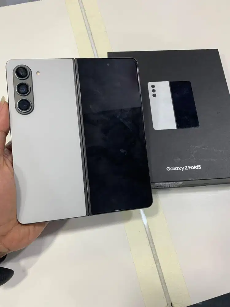 Samsung z fold 5 12/512gb sein
