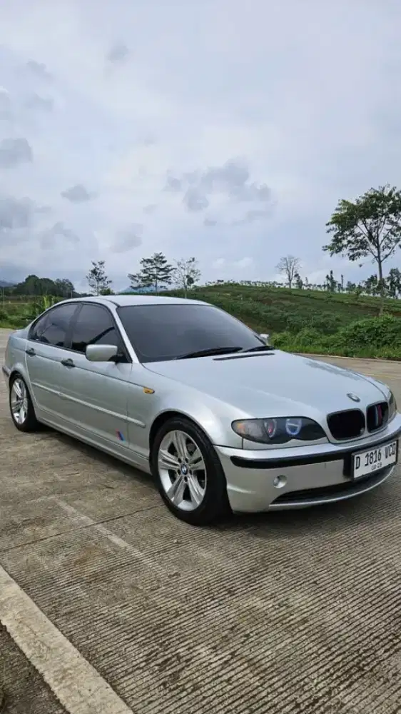 BMW N42 thn 2002 silver
Surat kumplit an sendiri baru BBN