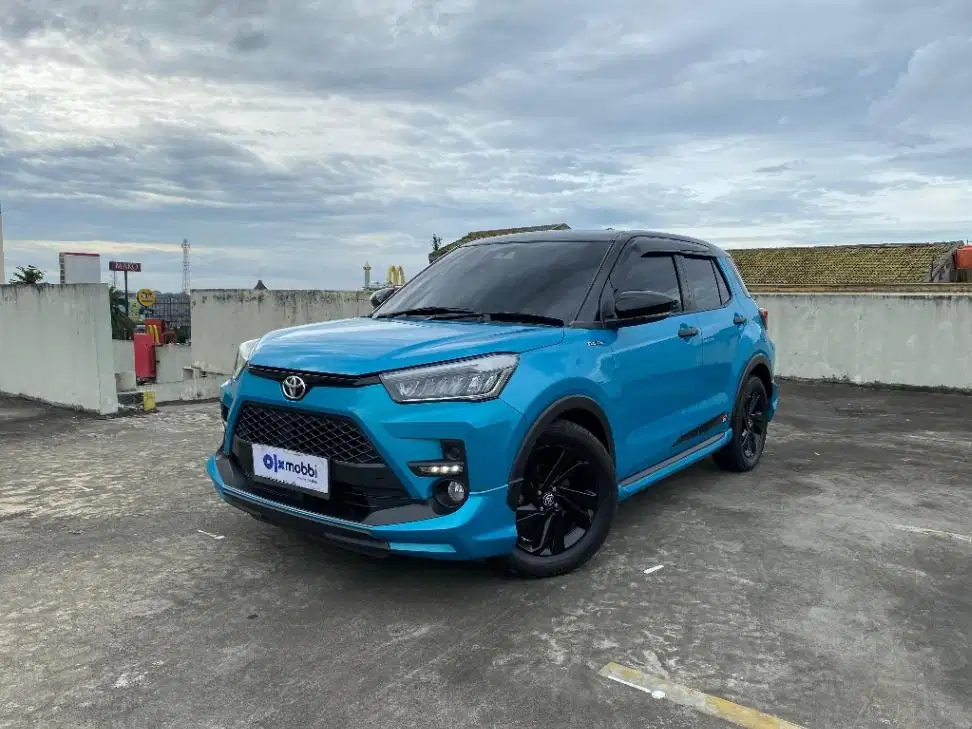 PROMO Toyota Raize 1.0 T GR SPORT TSS Two Tone Bensin-AT 2021 UZF