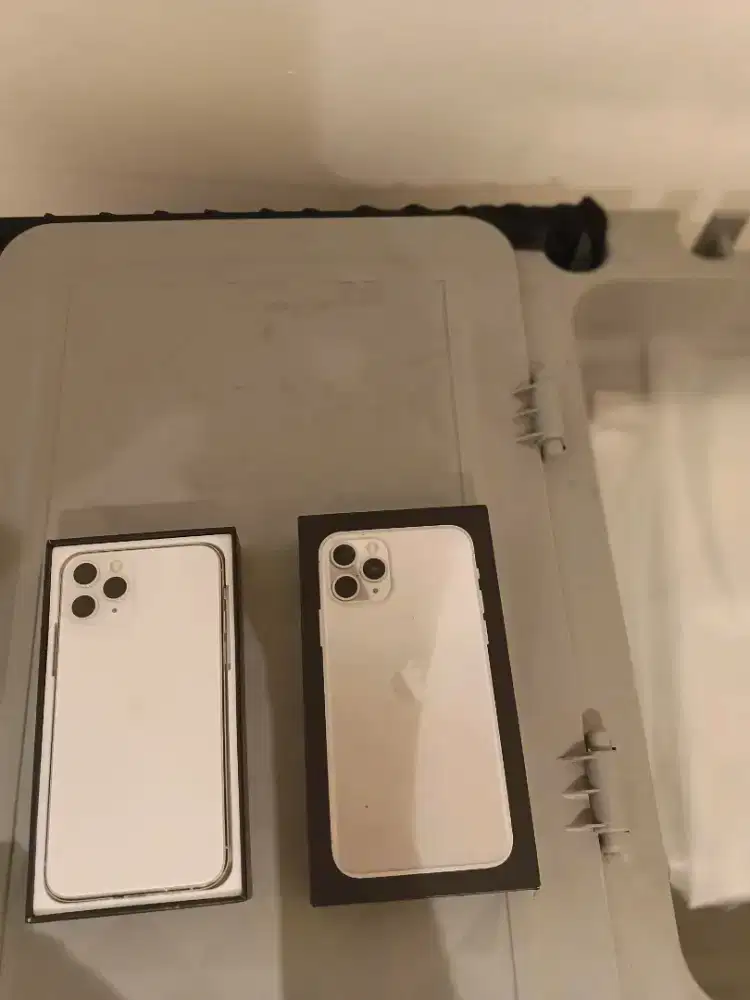 Iphone 11 pro 256gb lihat mulus