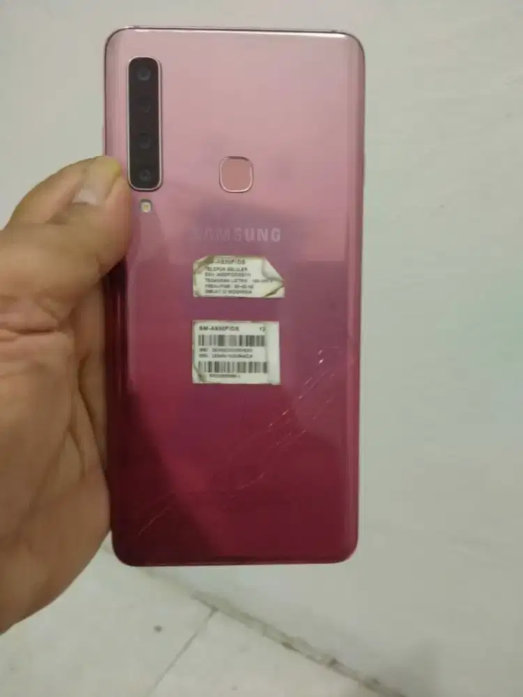 Samsung A9 hp dan casan ori aja,ram 6/128