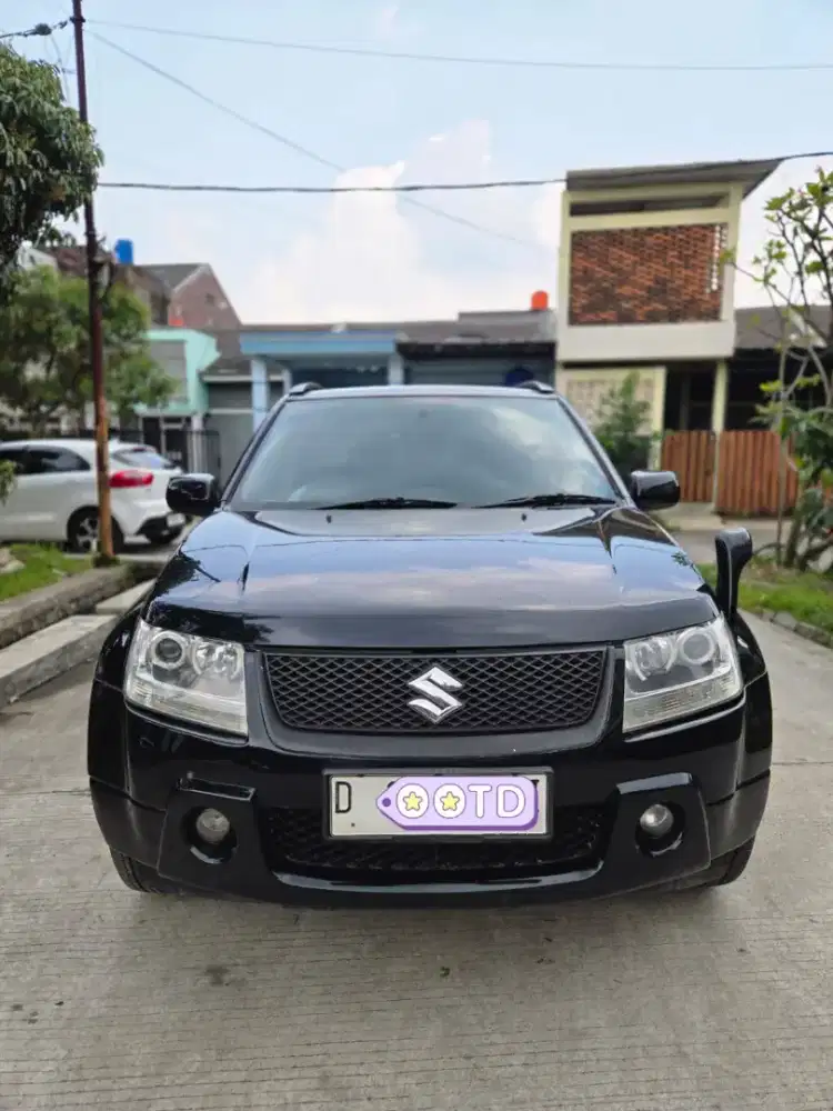 Grand Vitara JLX Matic 2006 Mulus Terawat
Body cat mulus