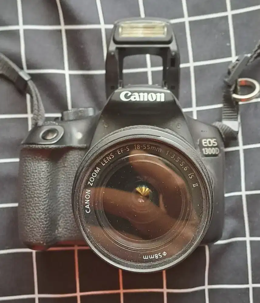 Kamera Canon EOS 1300D