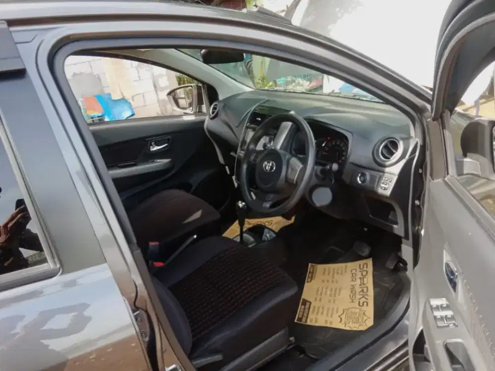 Di jual agya trd matic 2021