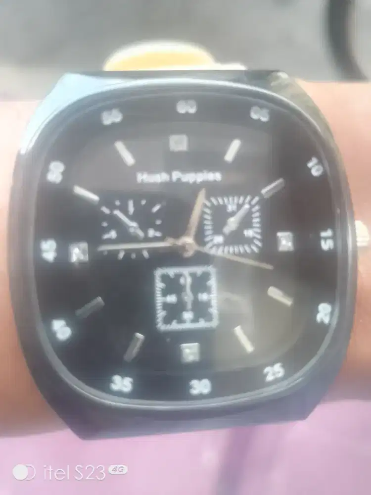 Jam tangan pria