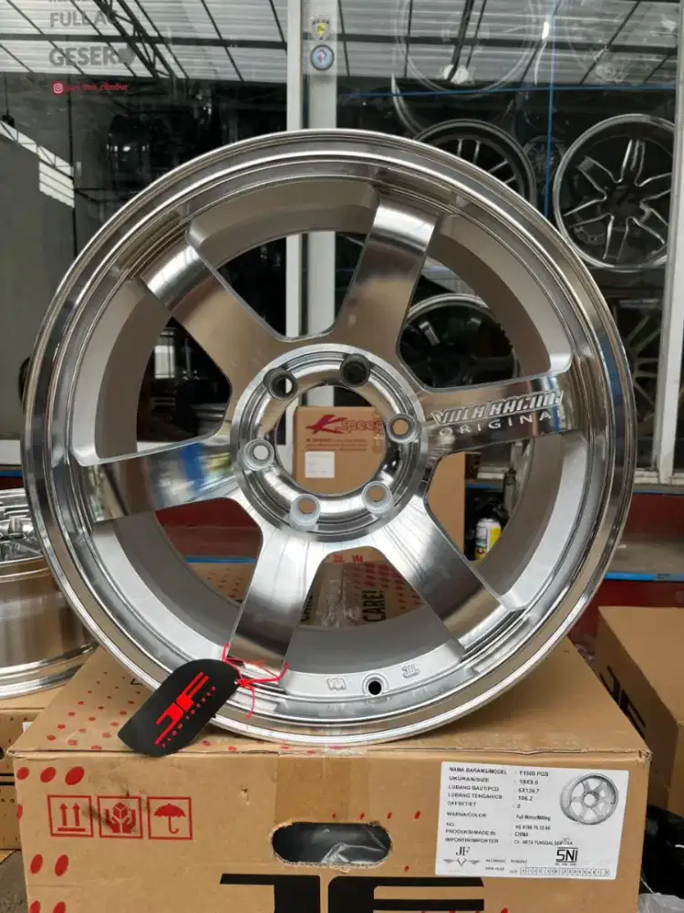 Rays te37 ring 18 lebar 9 pcd 6x139,7 ET 0 full mirror