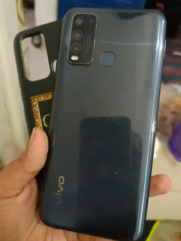 Vivo Y50 (8/128gb) harga pas