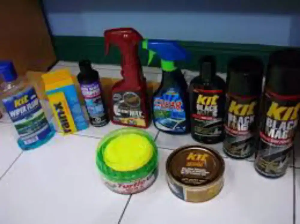 Cuci wax panggilan dan Coating headlamp